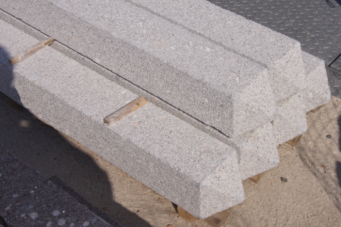 Zaunpfahl/Zaunpfosten aus Granit grau 175x15x15 cm
