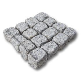 Granitpflaster getrommelt 4/6 cm, grau-Stück