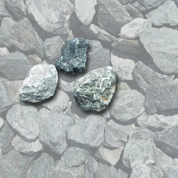 Mustersteine der 
Gabionenfüllung Verde Alpi