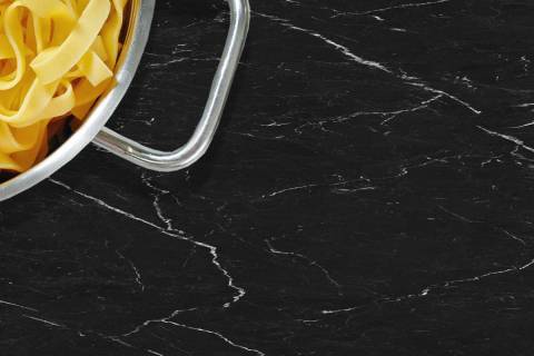 Arbeitsplatten NEOLITH Nero Marquina | naturstein-online-kaufen.de