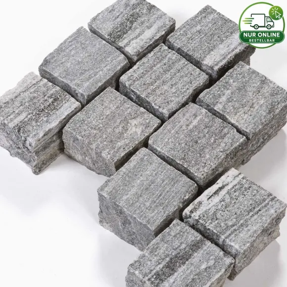 Pflastersteine und Pflasterplatten aus BIASCA Gneis - silbergrau-linierter Naturstein