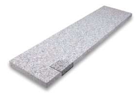 Handmuster von Granitplatten
 hellgrau