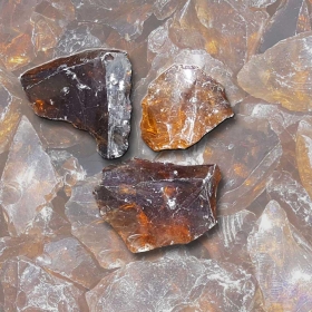 Mustersteine der 
Glasbrocken Bernstein