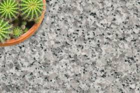 Granit-Fensterbank Bianco Sardo | naturstein-online-kaufen.de