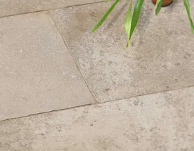 Keramik-Terrassenplatten EMPEROR ANTICO Bourgogne · cremefarben