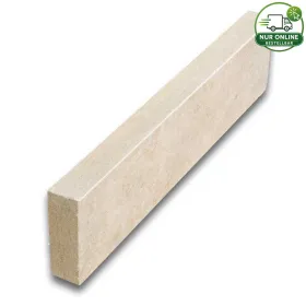 VIA ALBA Rasenkanten aus beigem Kalkstein aus Ägypten, allseits gesägt und aufgeraut, in zwei Formaten